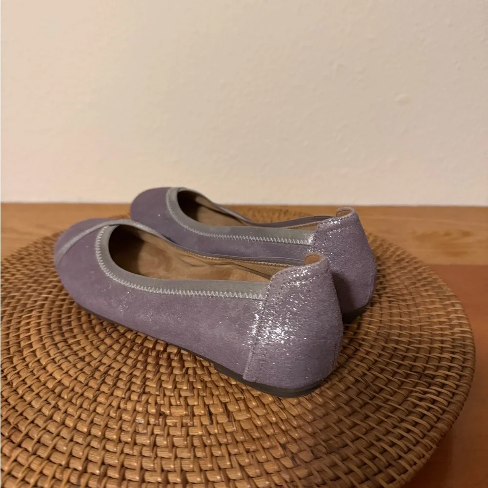 Vionic Lavender Shimmer Ballet Flats‎